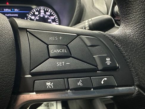 Used 2025 Nissan Sentra SV image 20