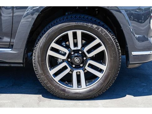 Used 2024 Toyota 4Runner Limited AWD/4WD image 10