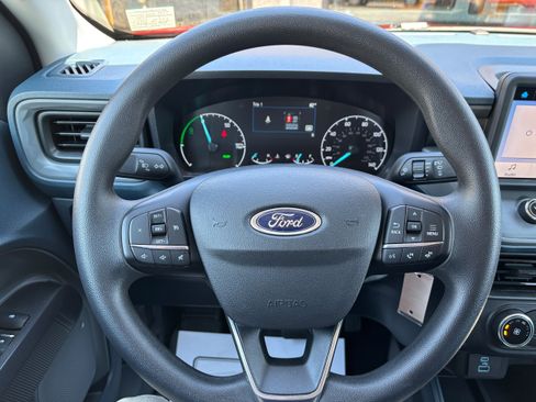 Used 2024 Ford Maverick XL image 10