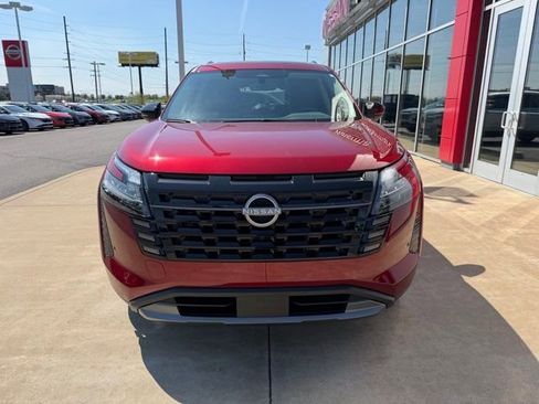 New 2026 Nissan Pathfinder SL w/ SL Premium Package image 8