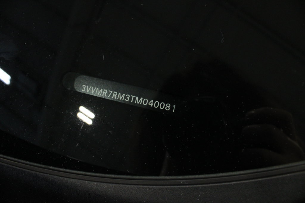 Used 2026 Volkswagen Tiguan SE AWD/4WD image 37
