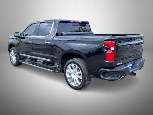 Used 2023 Chevrolet Silverado 1500 High Country w/ High Country Premium Package AWD/4WD image 7