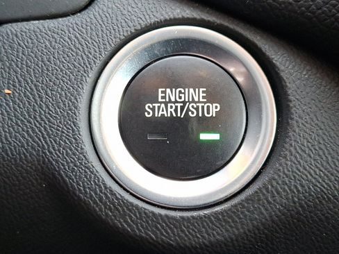 Used 2022 Chevrolet Equinox LT AWD/4WD image 23