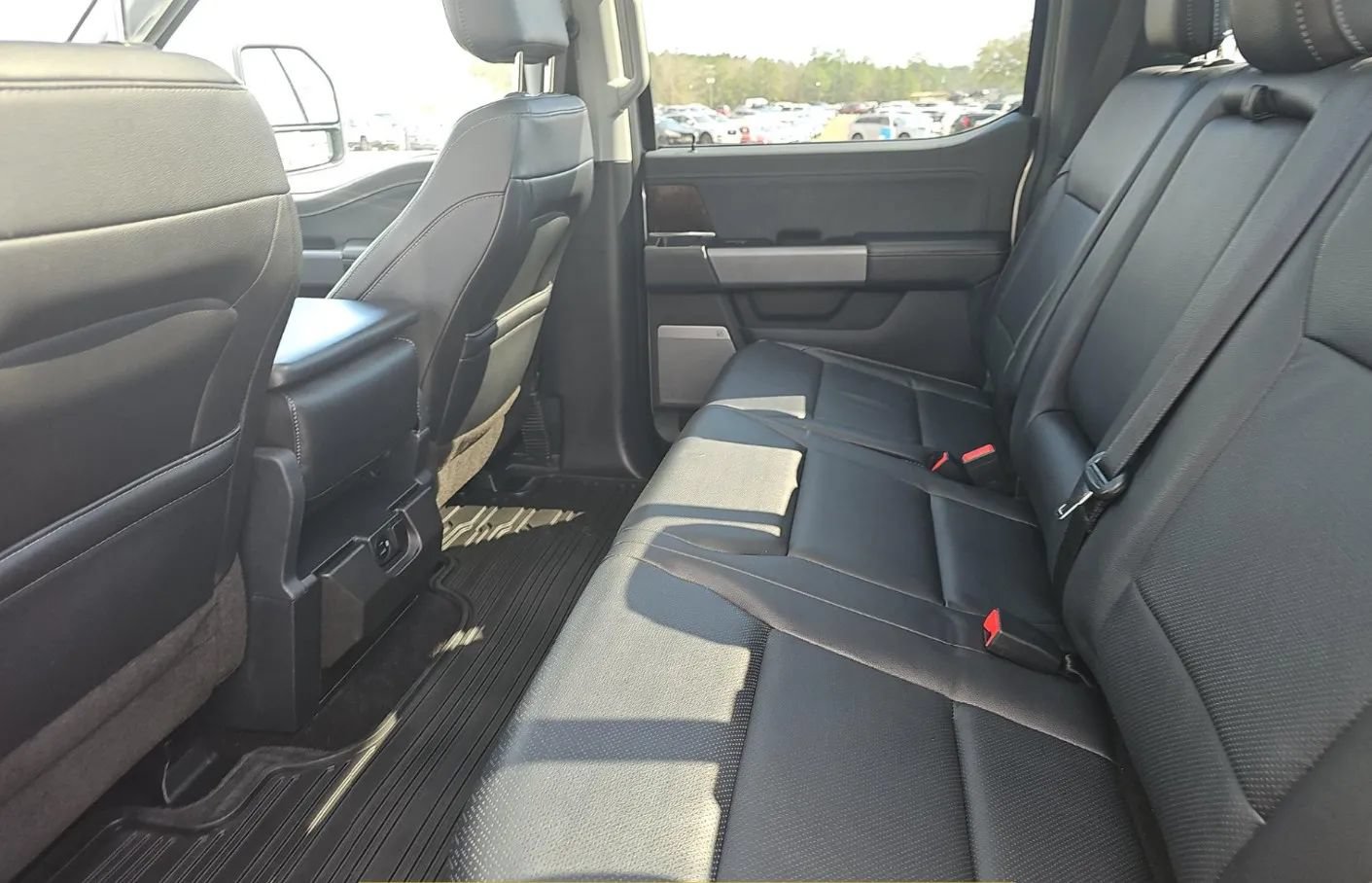 Used 2022 Ford F150 Lariat AWD/4WD image 39