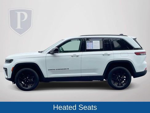 Certified 2026 Jeep Grand Cherokee Altitude RWD image 6