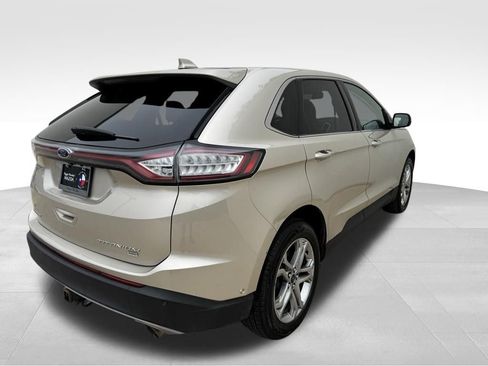 Used 2018 Ford Edge Titanium w/ Equipment Group 302A AWD/4WD image 5
