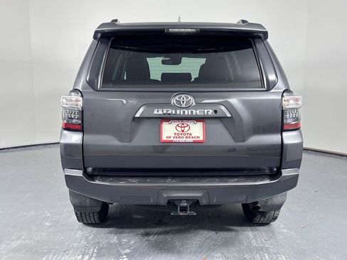 Certified 2020 Toyota 4Runner SR5 RWD image 5