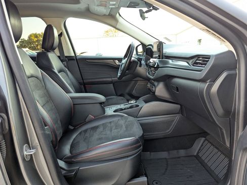 Used 2021 Ford Escape SEL w/ SEL Stealth AWD Package image 27