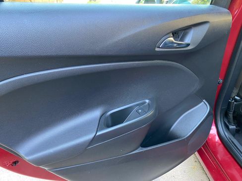 Used 2018 Chevrolet Cruze LT FWD image 26