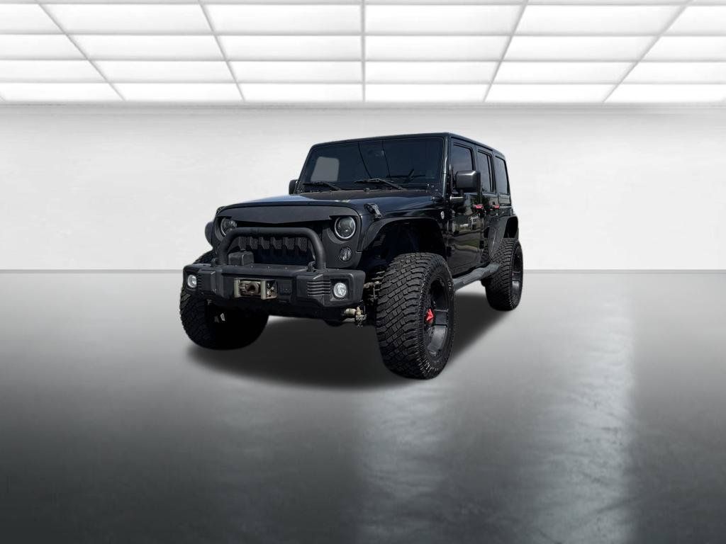Used 2015 Jeep Wrangler Unlimited Rubicon w/ Connectivity Group AWD/4WD image 8