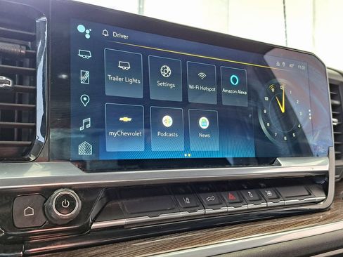 Used 2024 Chevrolet Silverado 2500 LT image 17