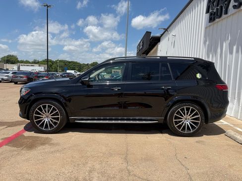Used 2020 Mercedes-Benz GLS 580 4MATIC image 3