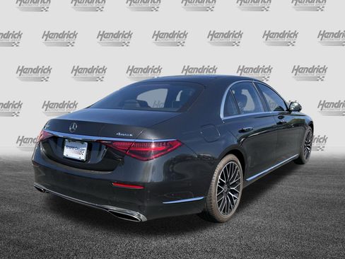 Used 2023 Mercedes-Benz S 580 4MATIC Sedan image 10