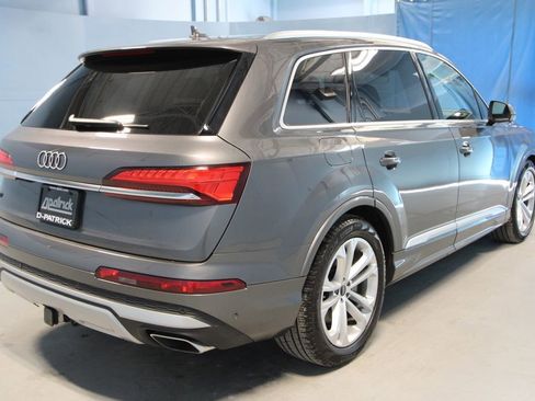 Used 2025 Audi Q7 3.0T Prestige w/ Prestige Package AWD/4WD image 36