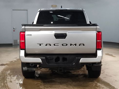 Used 2024 Toyota Tacoma TRD Sport RWD image 6