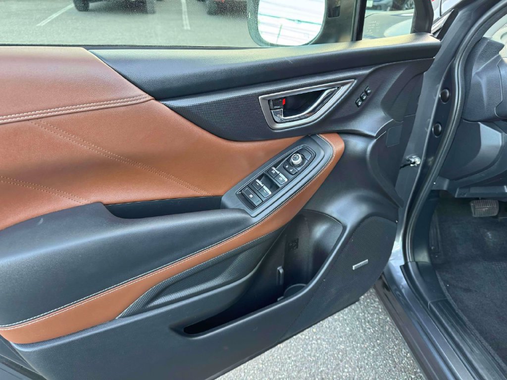 Used 2023 Subaru Forester Touring AWD/4WD image 18