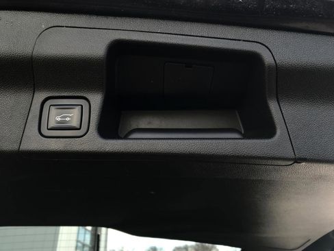 Used 2018 GMC Acadia SLE w/ Driver Alert Package I image 14