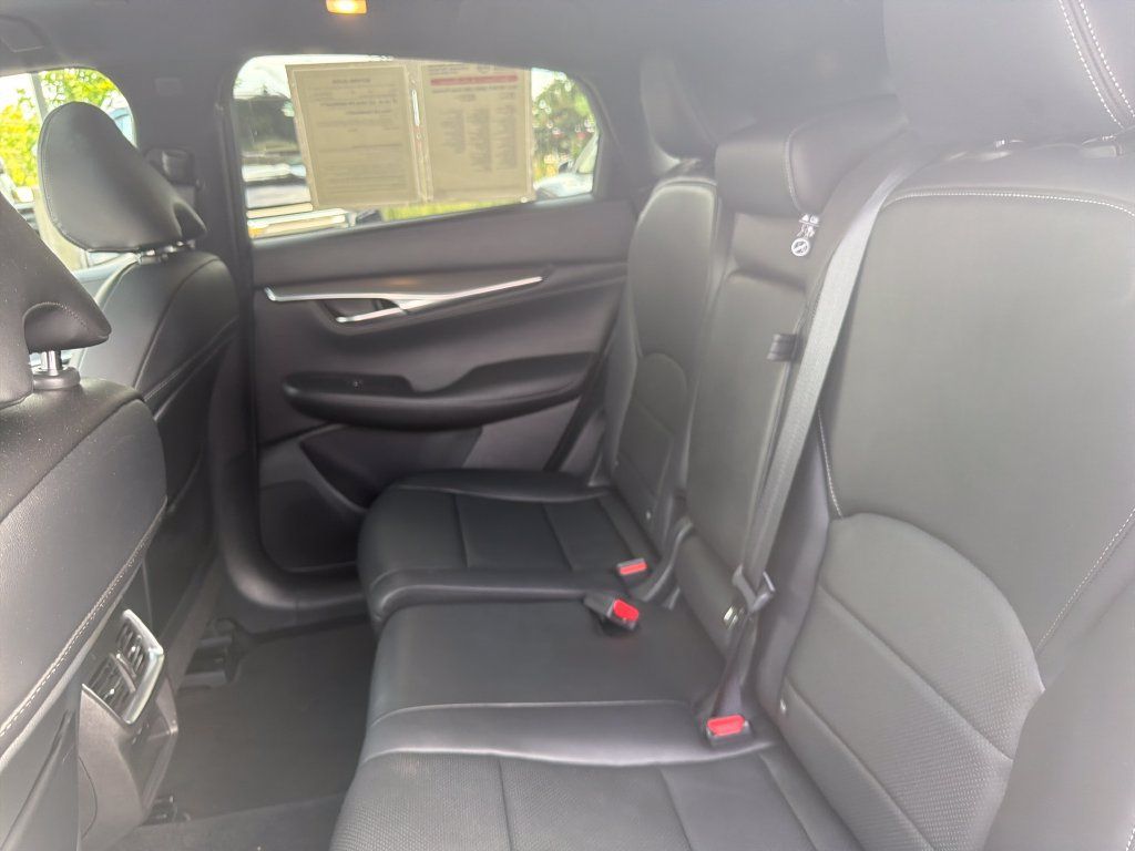 Used 2023 INFINITI QX55 Luxe w/ Cargo Package AWD/4WD image 26