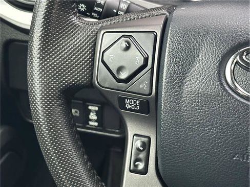 Used 2020 Toyota Tacoma TRD Off-Road w/ TRD Premium Off Road Package image 21