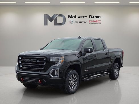 Used 2019 GMC Sierra 1500 AT4 w/ AT4 Premium Package image 2