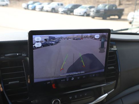 Used 2025 Ford Transit 350 XLT image 23