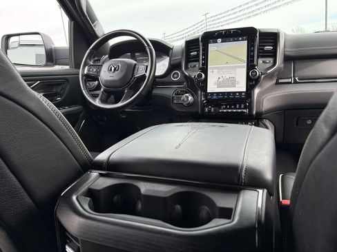 Used 2022 RAM 1500 Limited w/ Cold Weather Group image 25
