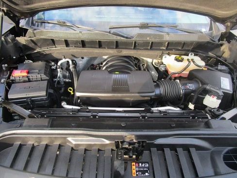 Used 2021 Chevrolet Silverado 1500 LTZ w/ Technology Package AWD/4WD image 9