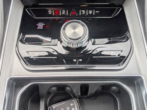 New 2026 Jeep Grand Wagoneer Limited image 16