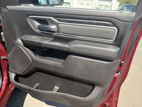 Used 2022 RAM 1500 Big Horn AWD/4WD image 14