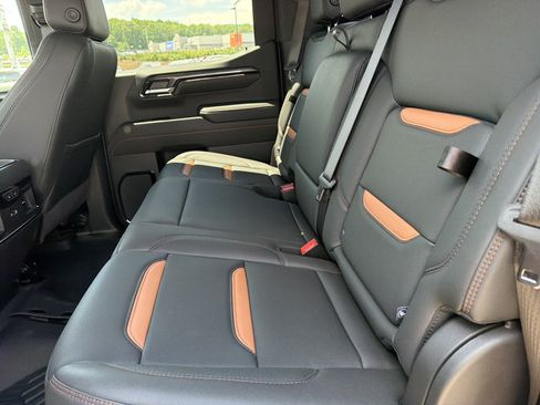 Used 2026 GMC Sierra 1500 AT4 w/ AT4 Premium Package AWD/4WD image 13