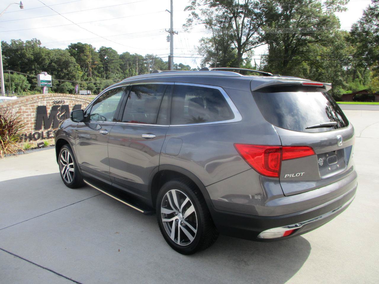 Used 2018 Honda Pilot Elite image 8