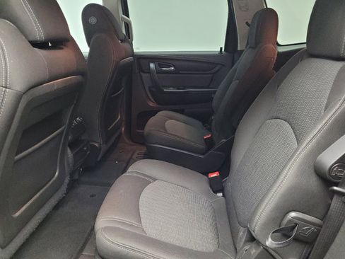 Used 2017 Chevrolet Traverse LT w/ Style and Technology Package FWD image 18