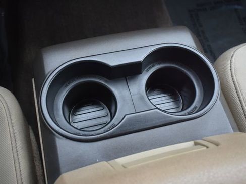 Used 2010 Ford F150 XLT AWD/4WD image 27