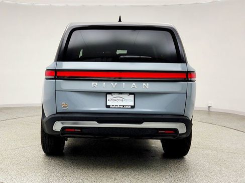 Used 2024 Rivian R1S Adventure image 6
