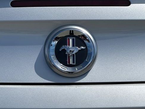 Used 2012 Ford Mustang Coupe RWD image 28