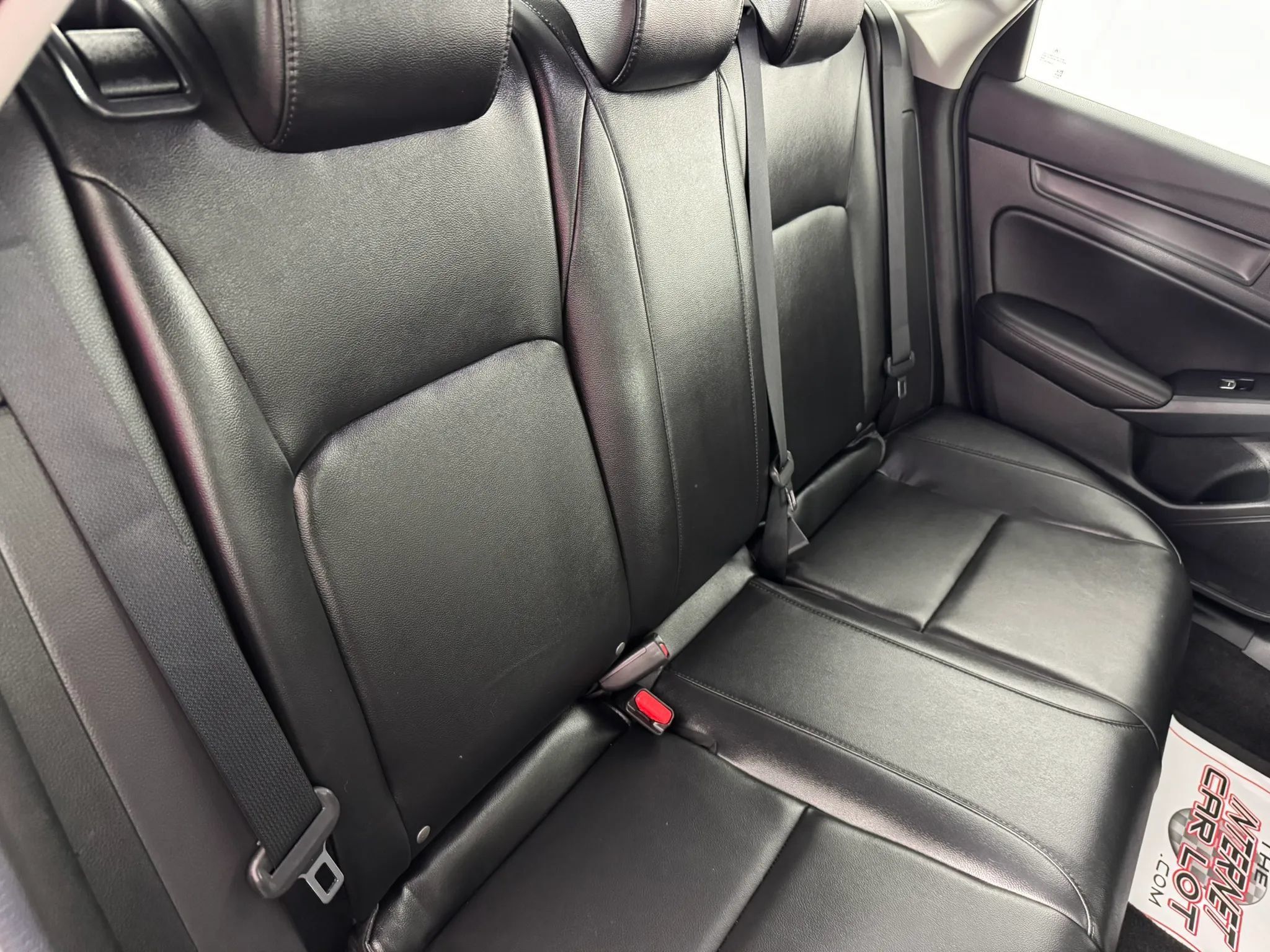 Used 2025 Acura Integra FWD image 36