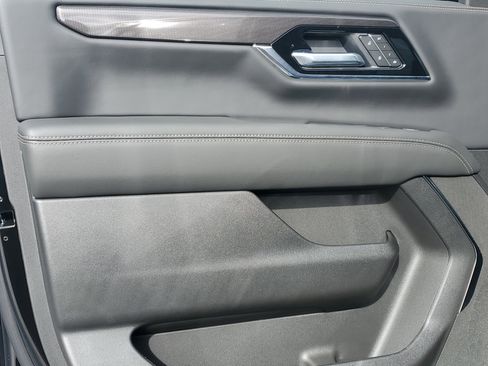 New 2026 GMC Yukon Elevation image 18