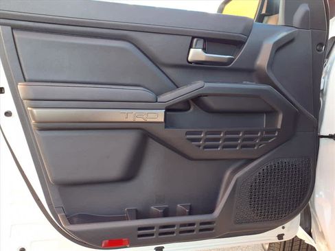 Used 2026 Toyota Tacoma TRD Sport image 17