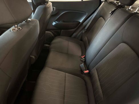 New 2026 Hyundai Venue SE image 13