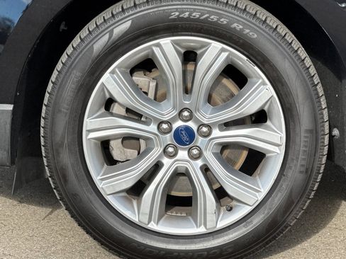 Used 2022 Ford Edge Titanium AWD/4WD image 47