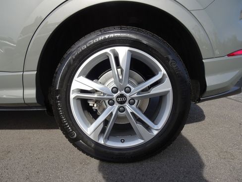 Certified 2022 Audi Q3 2.0T Premium Plus w/ Premium Plus Package image 8