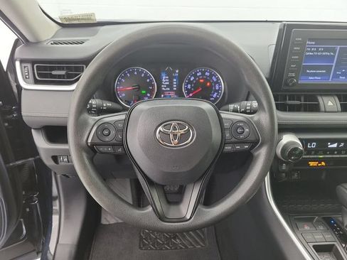 Used 2019 Toyota RAV4 XLE FWD image 22