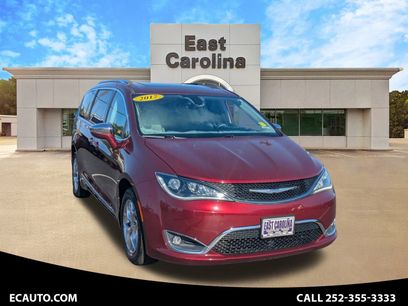 Used 2017 Chrysler Pacifica Limited
