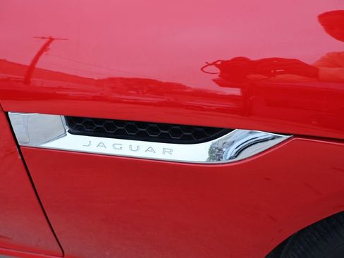 Used 2017 Jaguar F-TYPE Coupe image 10