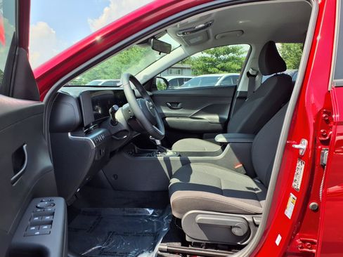 Used 2026 Hyundai Kona SEL Sport FWD image 19