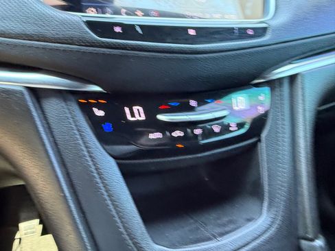 Used 2021 Cadillac XT5 Premium Luxury w/ LPO, Floor Liner Package image 32