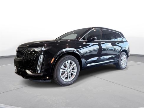Used 2024 Cadillac XT6 Luxury w/ LPO, Floor Liner Package AWD/4WD image 9