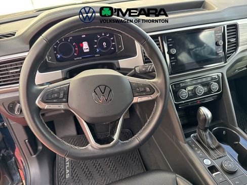 Used 2023 Volkswagen Atlas Cross Sport SE AWD/4WD image 8