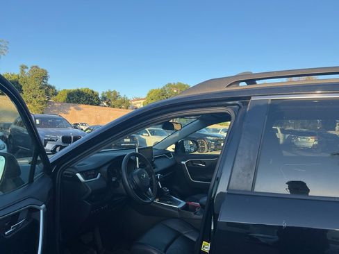 Used 2022 Toyota RAV4 TRD Off-Road image 15