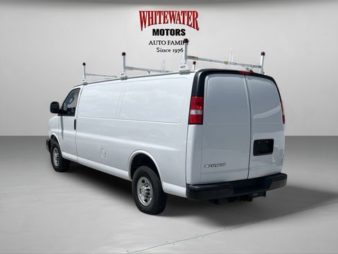 Used 2022 Chevrolet Express 2500 Extended w/ Driver Convenience Package image 3